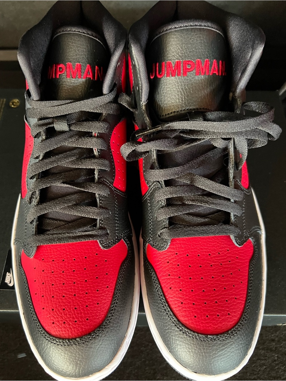 Jordan Air Jordan Access "Bred" Mid Top Black/Gym Red/White AR3762-006 Size 13M - Picture 5 of 8